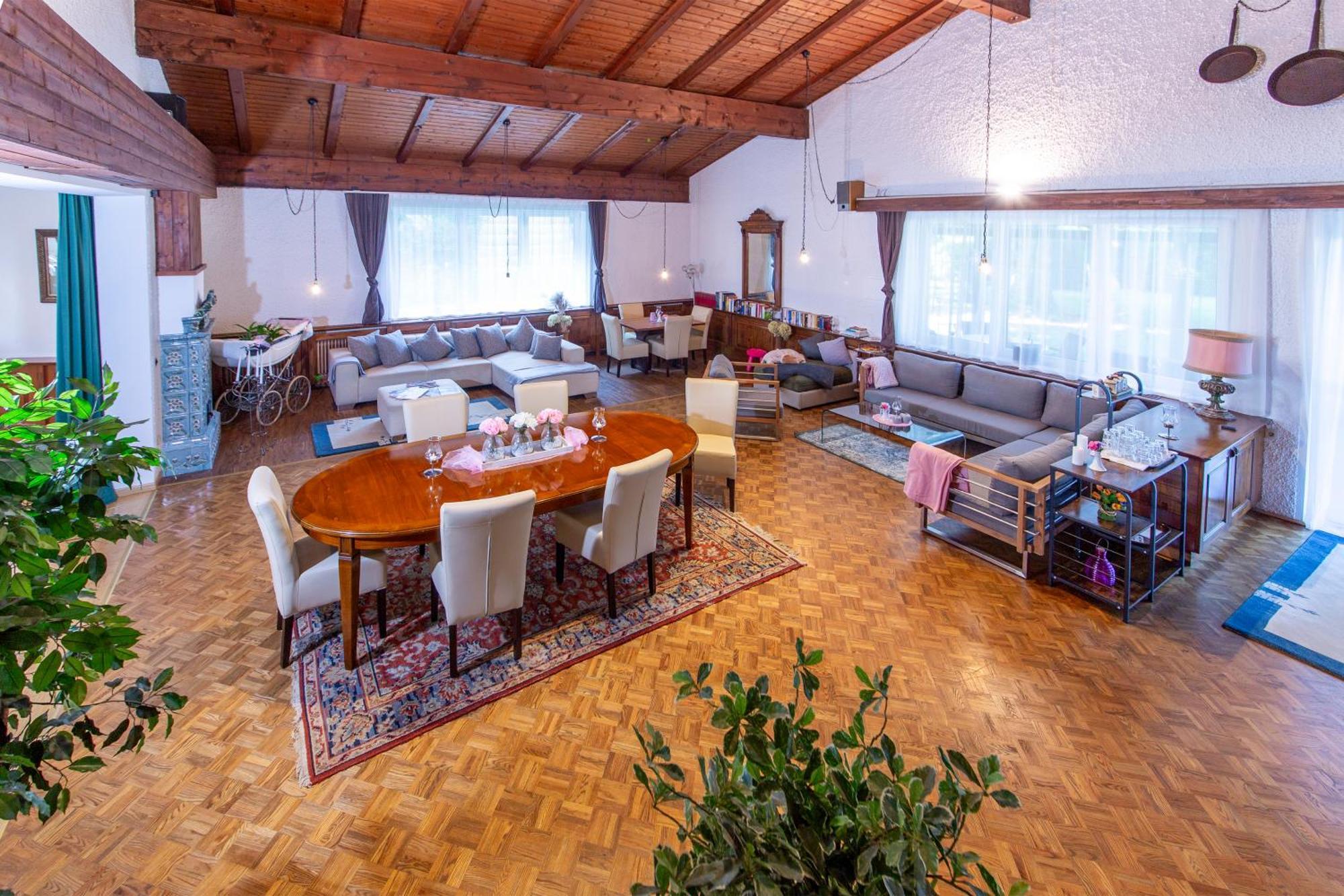 Tirolerhof Ξενοδοχείο Sankt Georgen im Attergau Εξωτερικό φωτογραφία