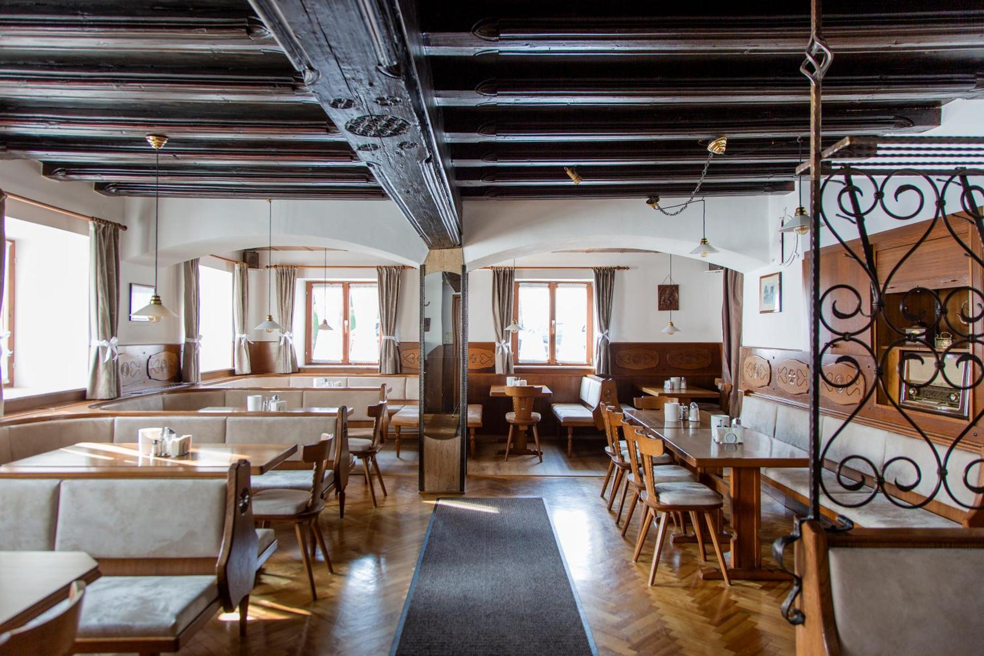 Tirolerhof Ξενοδοχείο Sankt Georgen im Attergau Εξωτερικό φωτογραφία
